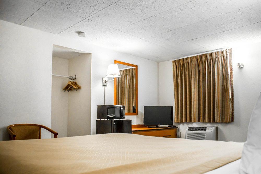 Inn Rodeway - Near