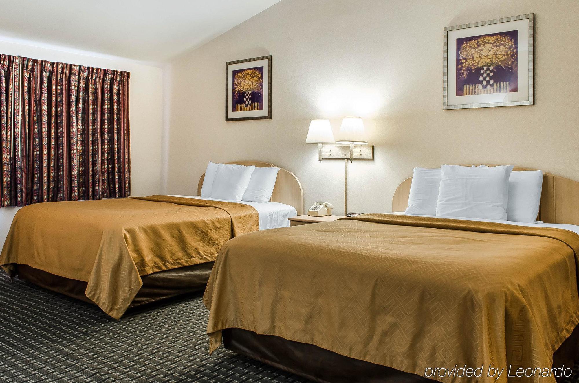 Inn Rodeway - Near